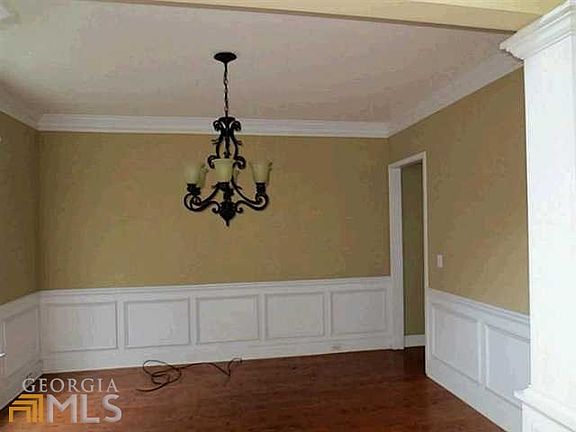 3rd image of 560 Old Nichols Trce