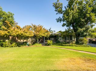 1236 W Scott Ave, Fresno, CA 93711