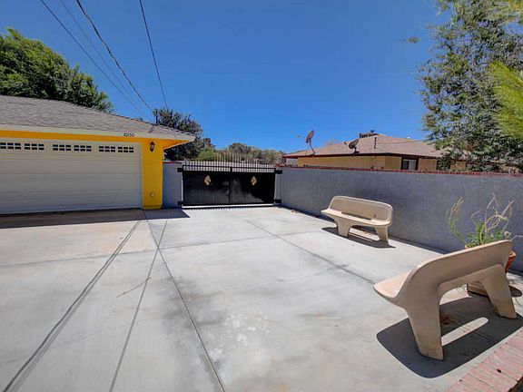 3rd image of 10150 S Ave