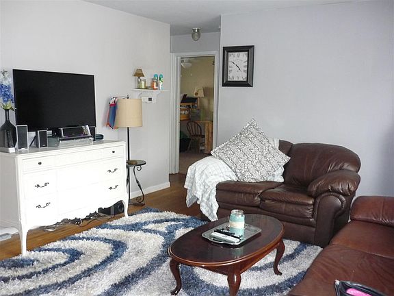 5th image of 3119 Barrington Pl