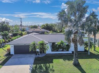 3822 SE 2nd Ave, Cape Coral, FL 33904