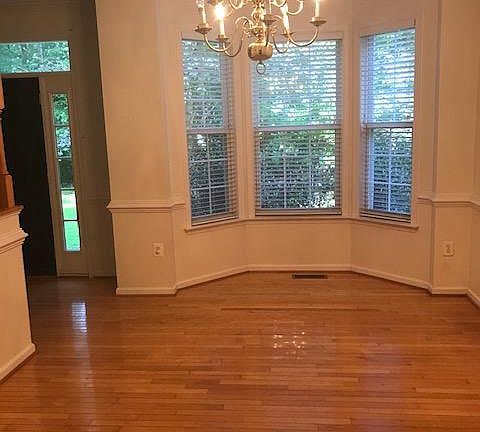 5th image of 13474 Natick Dr
