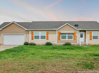 106 Pioneer Home, Seguin, TX 78155