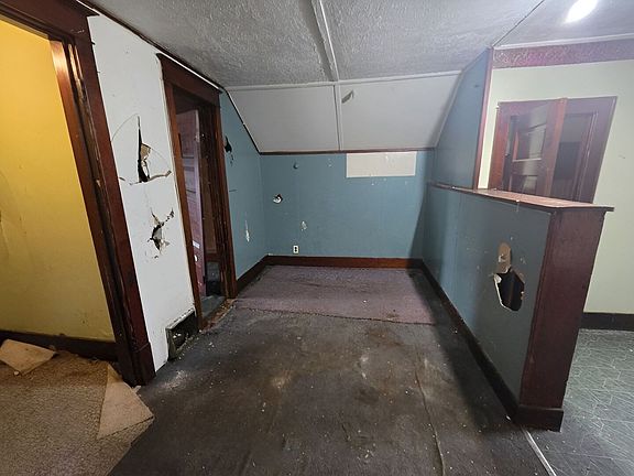 3rd image of 344 10th St