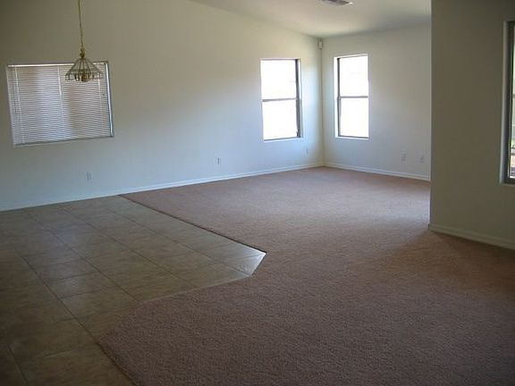 3rd image of 809 W Desert Valley Dr