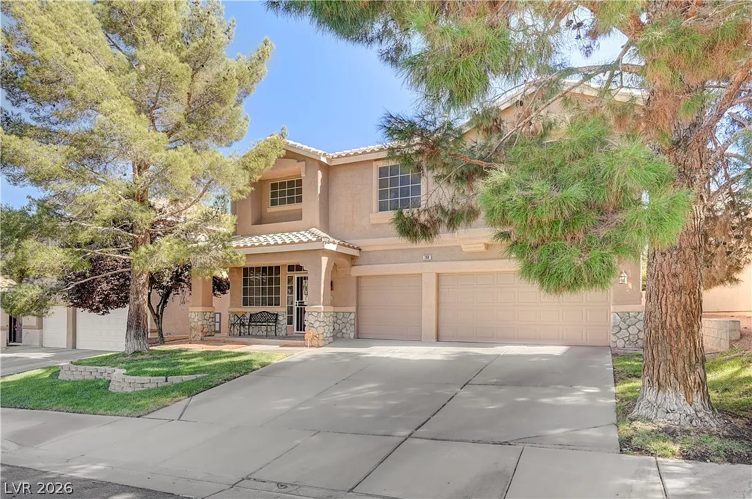 5 bed, 3.0 bath, 3159 sqft, $4,000 — Photo 3