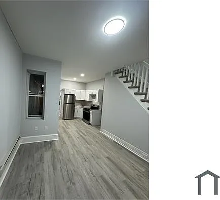 1712 N Newkirk St — Photo 10