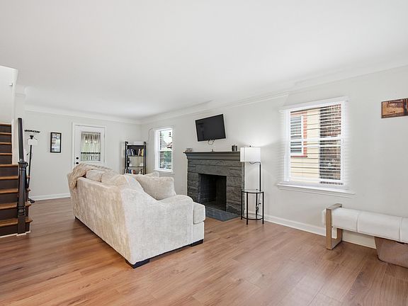 5th image of 4175 Haverhill St