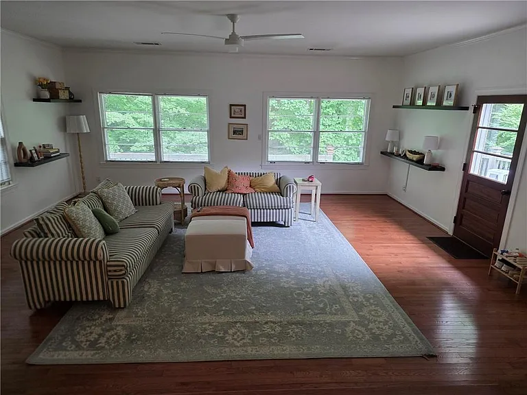 2129 Pine Forest Dr NE — Photo 6