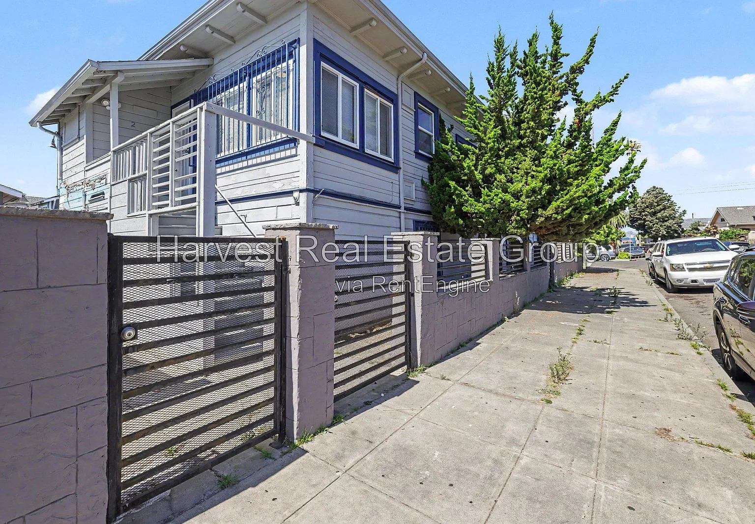 1 bed, 1.0 bath, 410 sqft, $2,050 — Photo 1