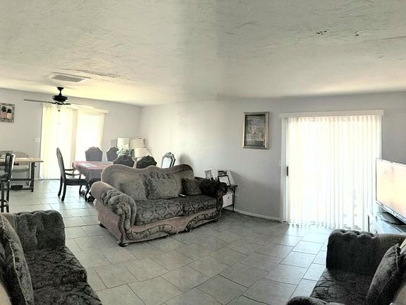 2nd image of 3301 W Willow Ave