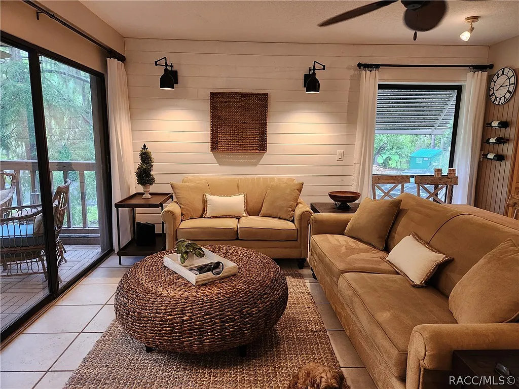 2 bed, 2.0 bath, 1196 sqft, $3,400 — Photo 3