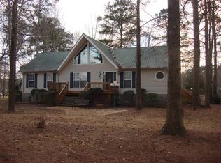 90 Pine Harbor Ln, Gadsden, AL 35903