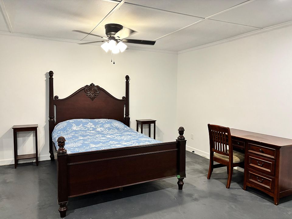 2nd image of 106 Cherrydale St #106