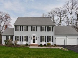 11 Wagon Wheel Rd, North Attleboro, MA 02760