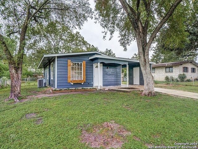 1st image of 5230 Village Gln