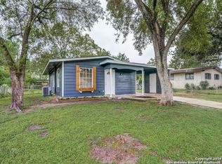 5230 Village Gln, San Antonio, TX 78218