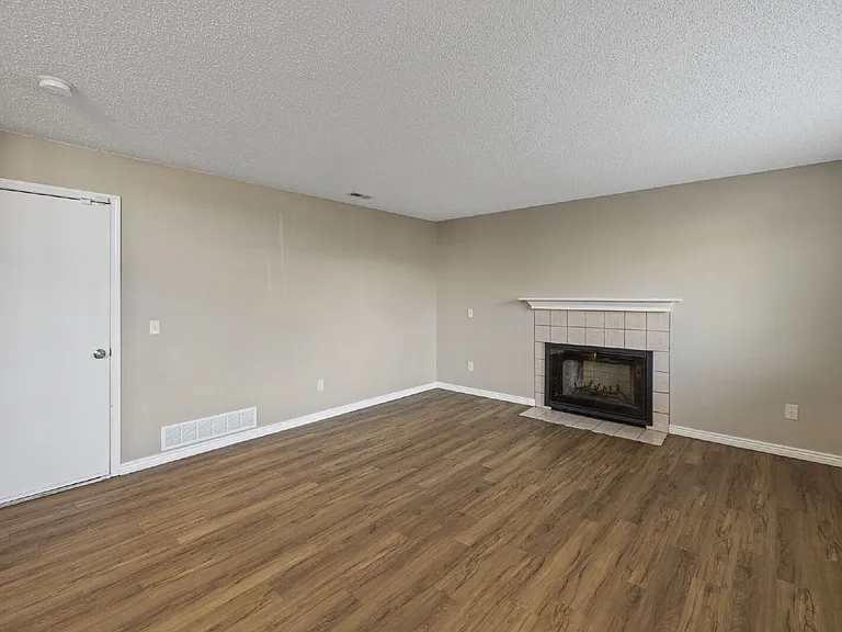 1719 S Canoe Creek Dr — Photo 14