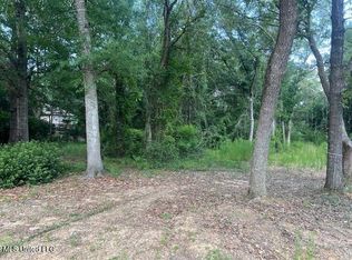 8818 Manoo Pl, Diamondhead, MS 39525