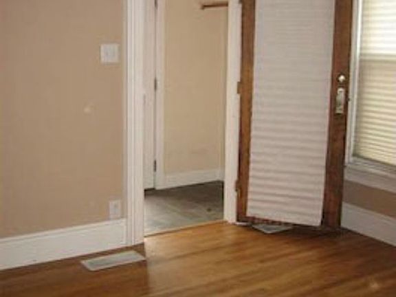 4th image of 193 E 2nd Ave #193