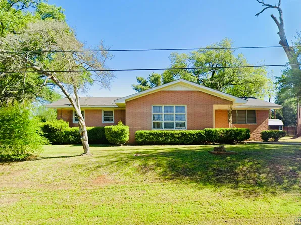 501 E Elm St, Overton, TX 75684