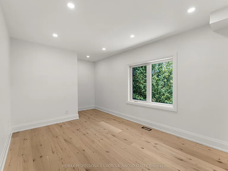 27 Palisades — Photo 15