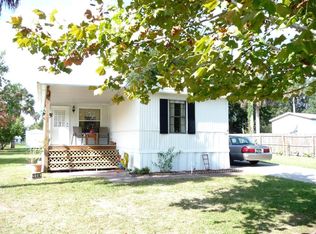 174 Buchanan Cir, Satsuma, FL 32189