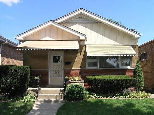 1st image of 3847 S Oak Park Ave