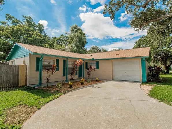 611 Highview Cir N, Brandon, FL 33510