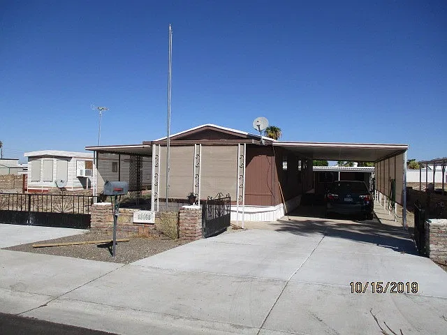 2 bed, 832 sqft, $900 — Photo 1