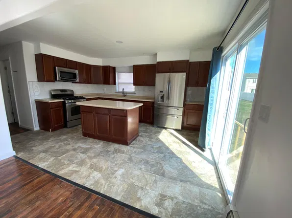 (undisclosed Address), North Babylon, NY 11703