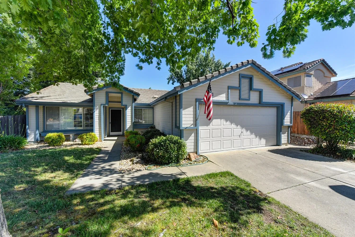 4628 Stuart Pl photo 1