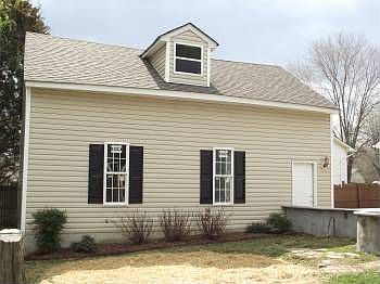 3rd image of 211 Austin Dr