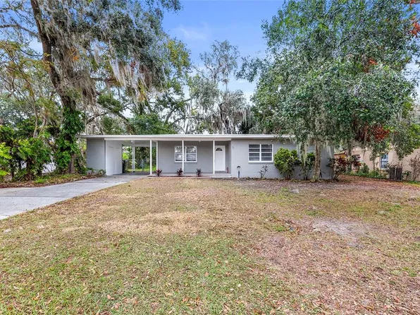 1110 Oak Dr, Leesburg, FL 34748