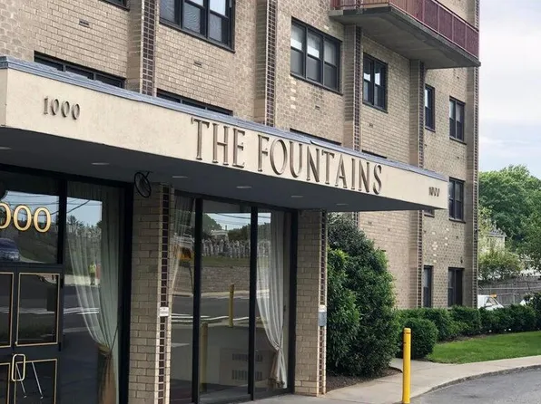 1000 Clove Rd APT 5C, Staten Island, NY 10301