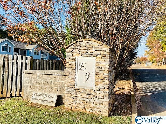 1st image of 1005 Liberty Dr #1005