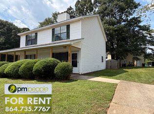 3 Pointer Ln #B, Greenville, SC 29607