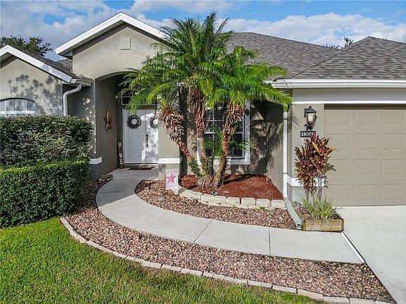 2nd image of 13841 Sunshowers Cir