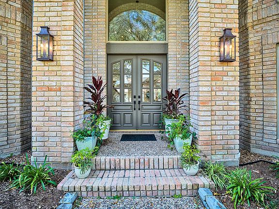 4th image of 1506 Kings Castle Drive