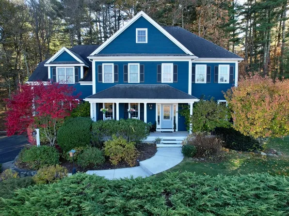 9 Hunter Ln, Medway, MA 02053