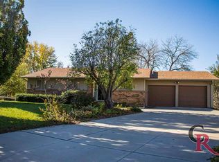 3452 Chimney Rock Rd, Manhattan, KS 66503