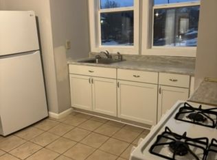 42 SW 9th St APT 2, Oswego, NY 13126