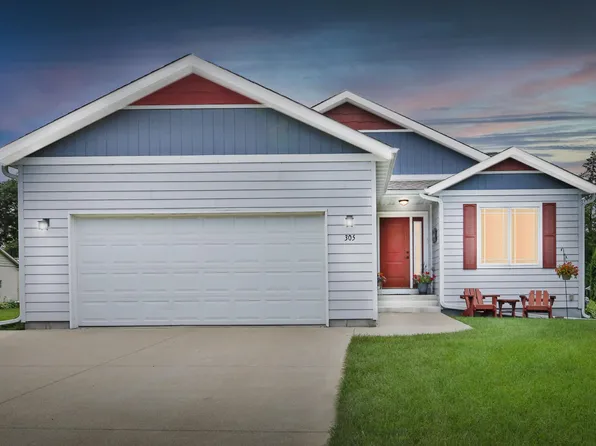 305 3rd St NE, Medford, MN 55049