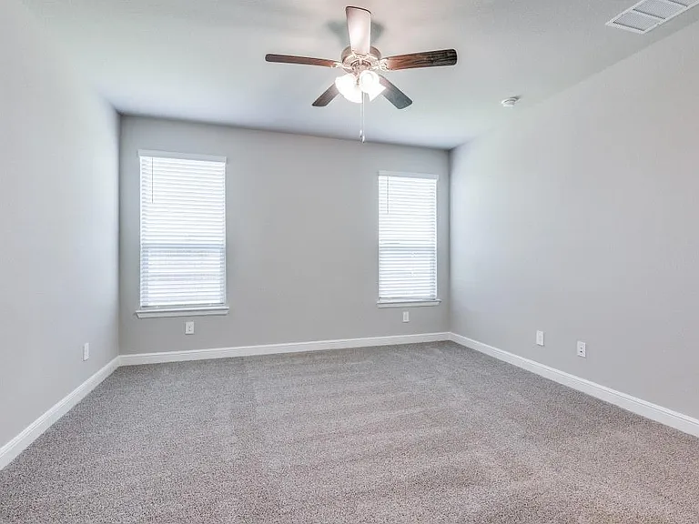 2516 Bellatrix Dr — Photo 10