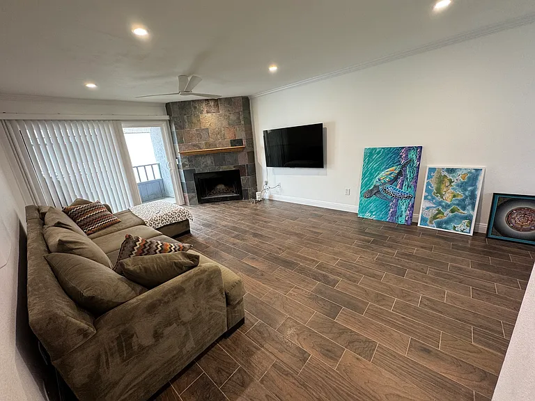 3207 Midway Dr #104 — Photo 3
