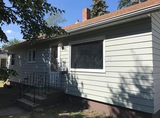 708 Oak St, Lisbon, ND 58054