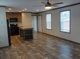 20559 Harmony Dr #472, Clinton Township, MI 48036