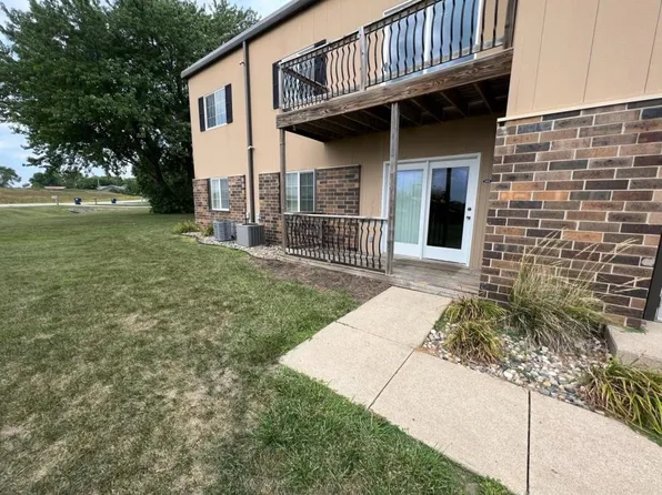 3 27th St, Spirit Lake, IA