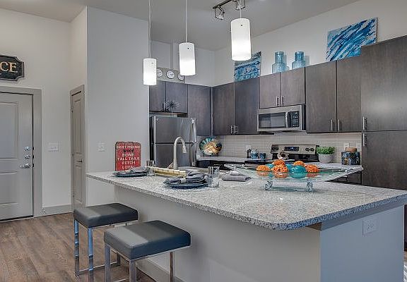 5th image of 4100 Northern Cross Blvd #8302