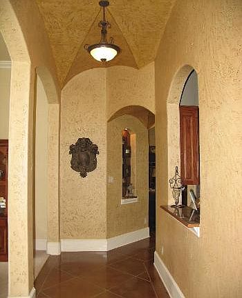 4th image of 1510 Garza Ln